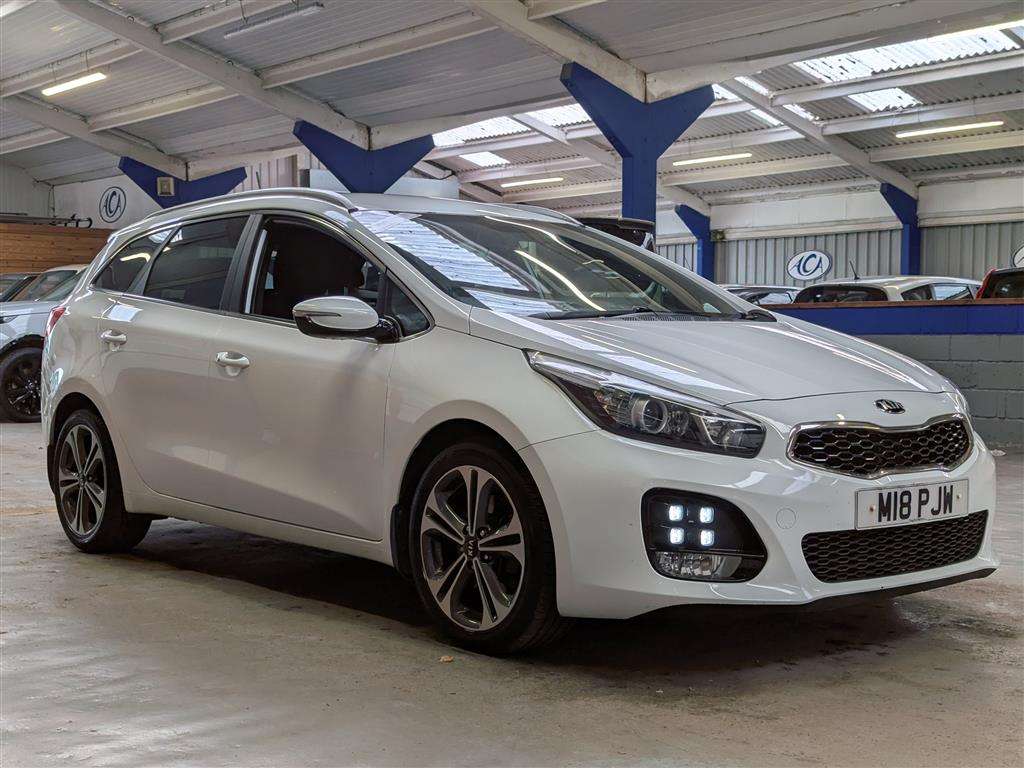 <p>2017 KIA CEED GT-LINE ISG CRDI S-A</p>
