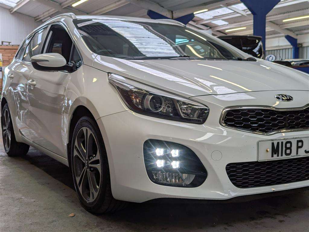 <p>2017 KIA CEED GT-LINE ISG CRDI S-A</p>