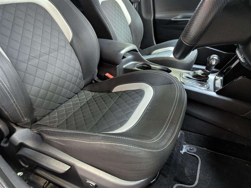 <p>2017 KIA CEED GT-LINE ISG CRDI S-A</p>