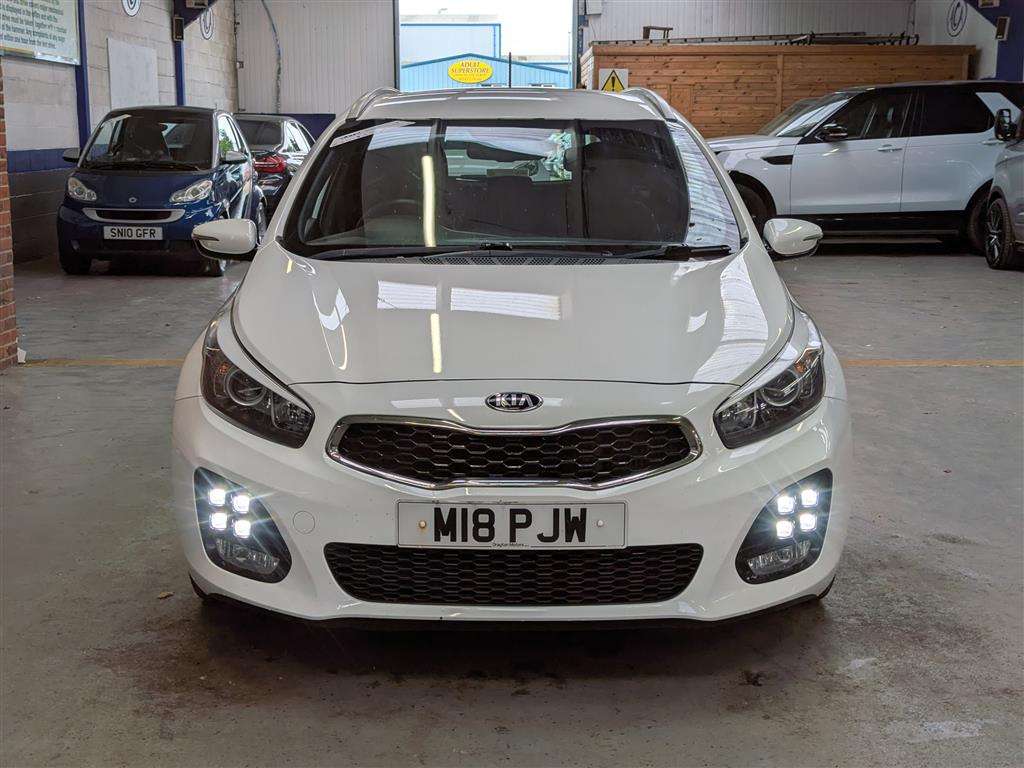 <p>2017 KIA CEED GT-LINE ISG CRDI S-A</p>