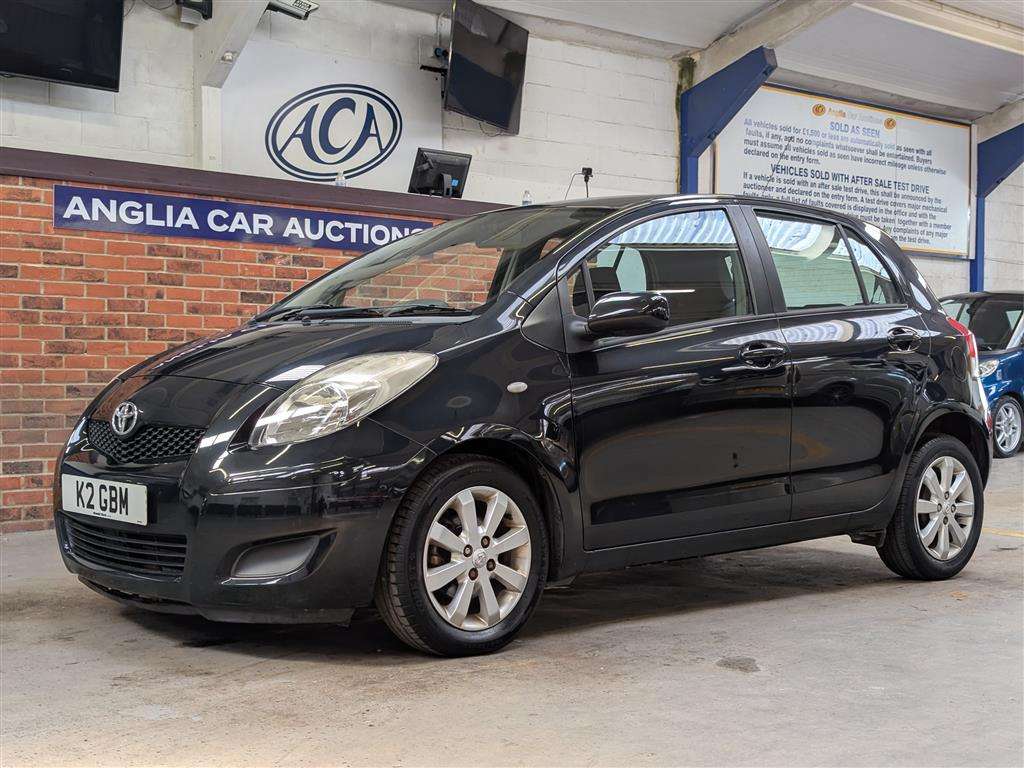 <p>2009 TOYOTA YARIS TR VVT-I</p>