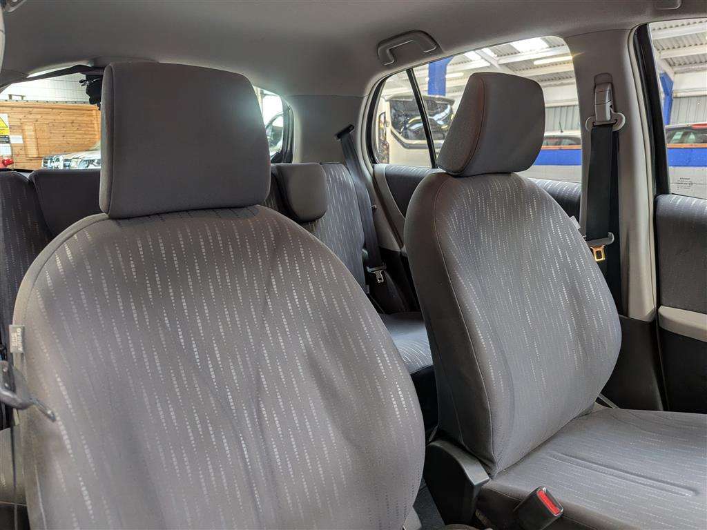 <p>2009 TOYOTA YARIS TR VVT-I</p>