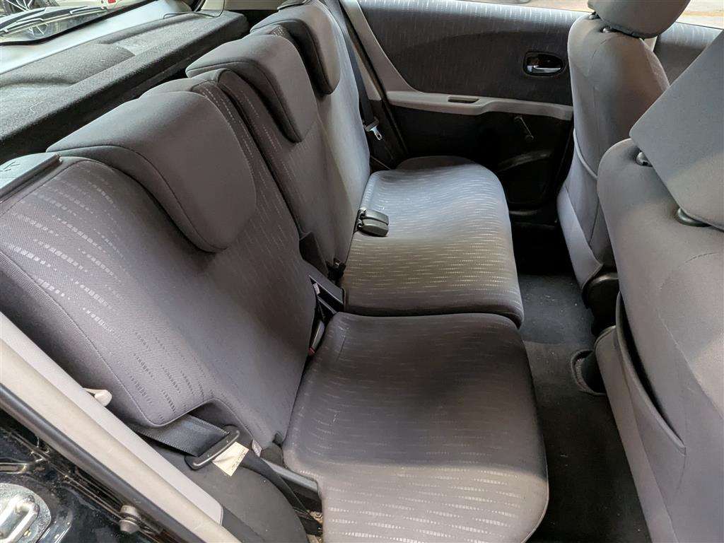 <p>2009 TOYOTA YARIS TR VVT-I</p>