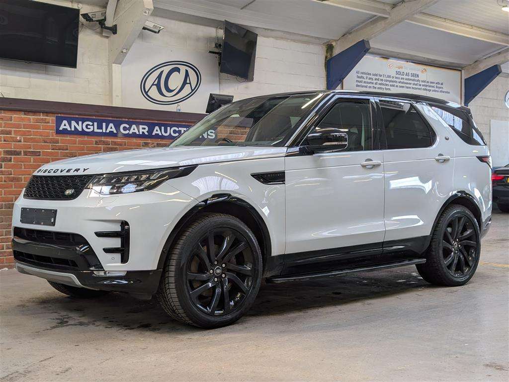 <p>2018 LAND ROVER DISCOVERY LUXURY HSE SDV6</p>