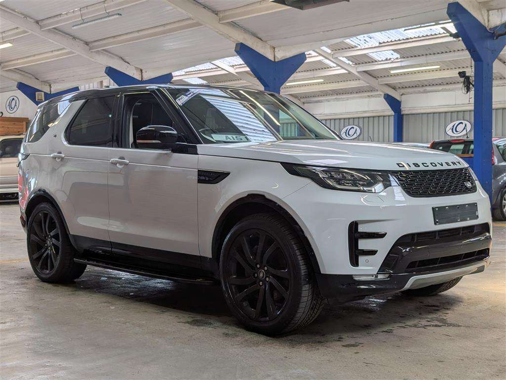 <p>2018 LAND ROVER DISCOVERY LUXURY HSE SDV6</p>