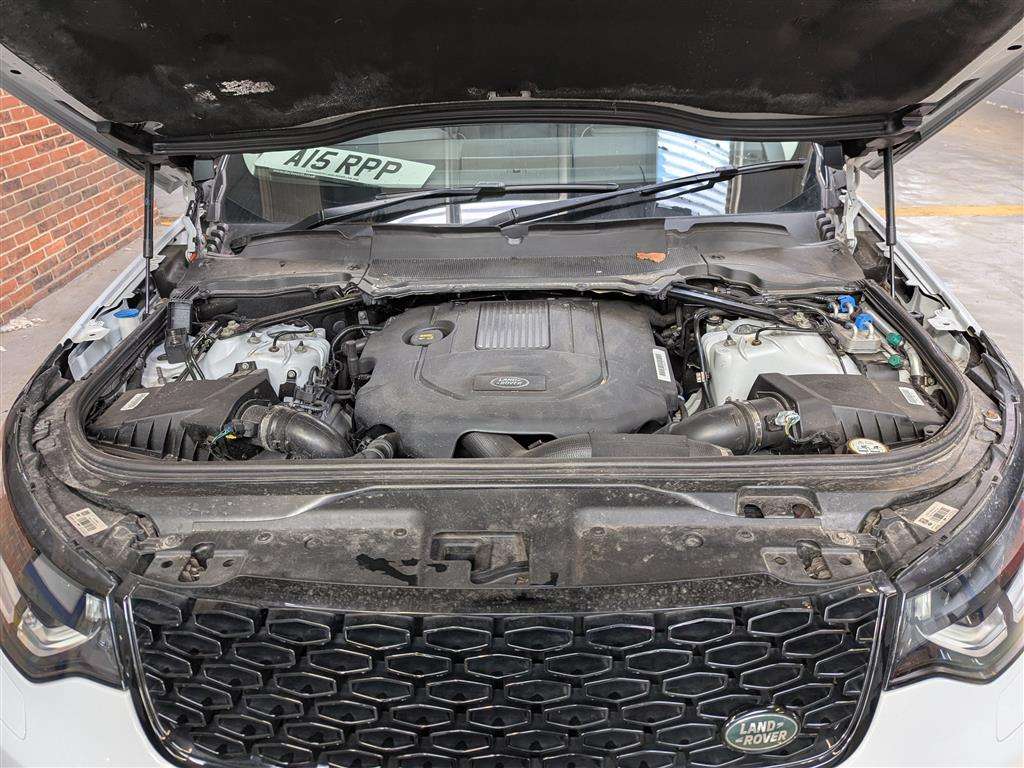<p>2018 LAND ROVER DISCOVERY LUXURY HSE SDV6</p>
