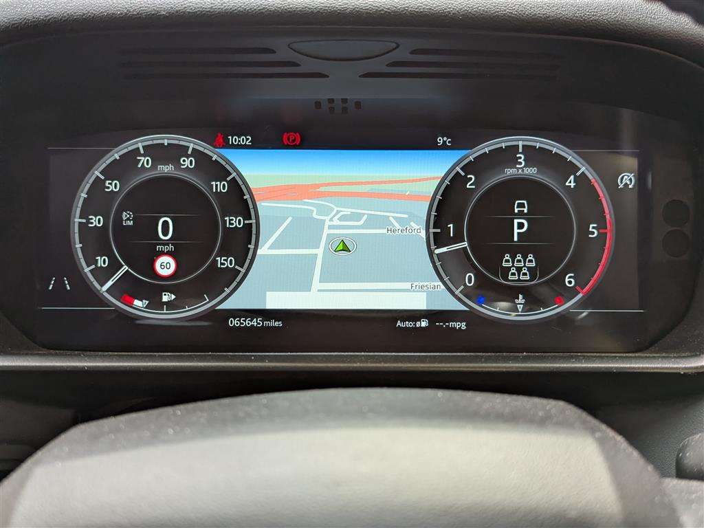 <p>2018 LAND ROVER DISCOVERY LUXURY HSE SDV6</p>