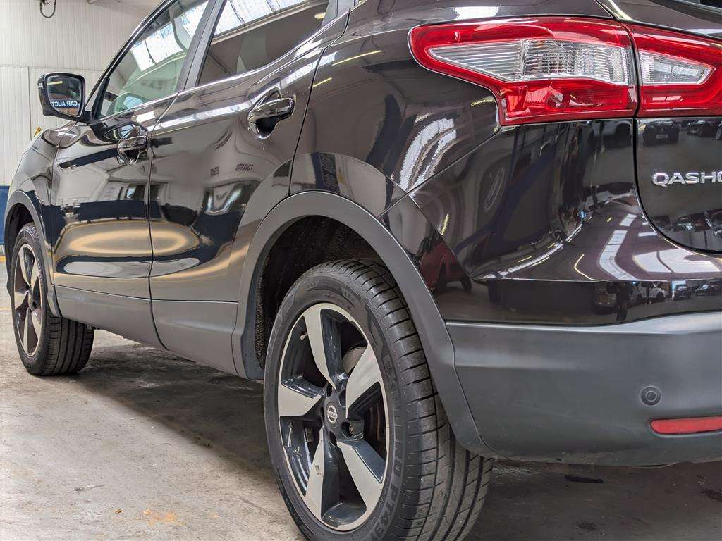 <p>2015 NISSAN QASHQAI N-TEC + DIG-T</p>