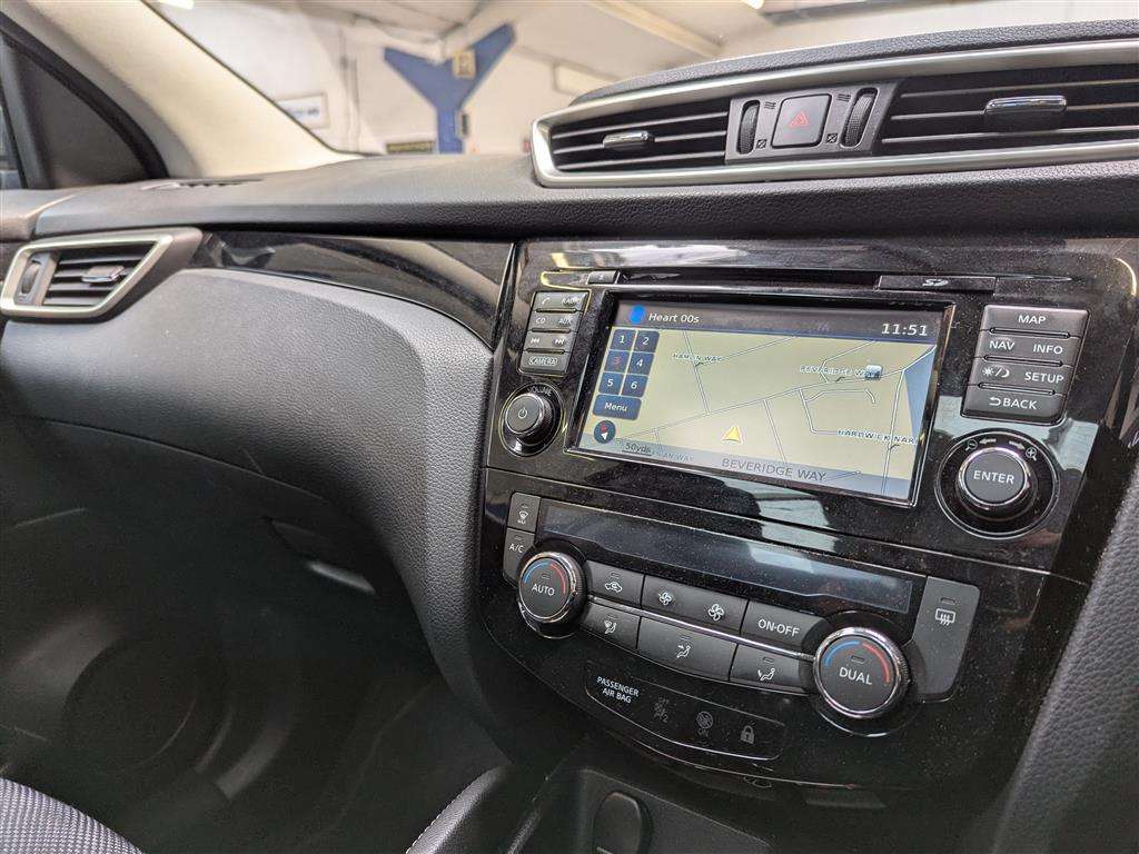 <p>2015 NISSAN QASHQAI N-TEC + DIG-T</p>
