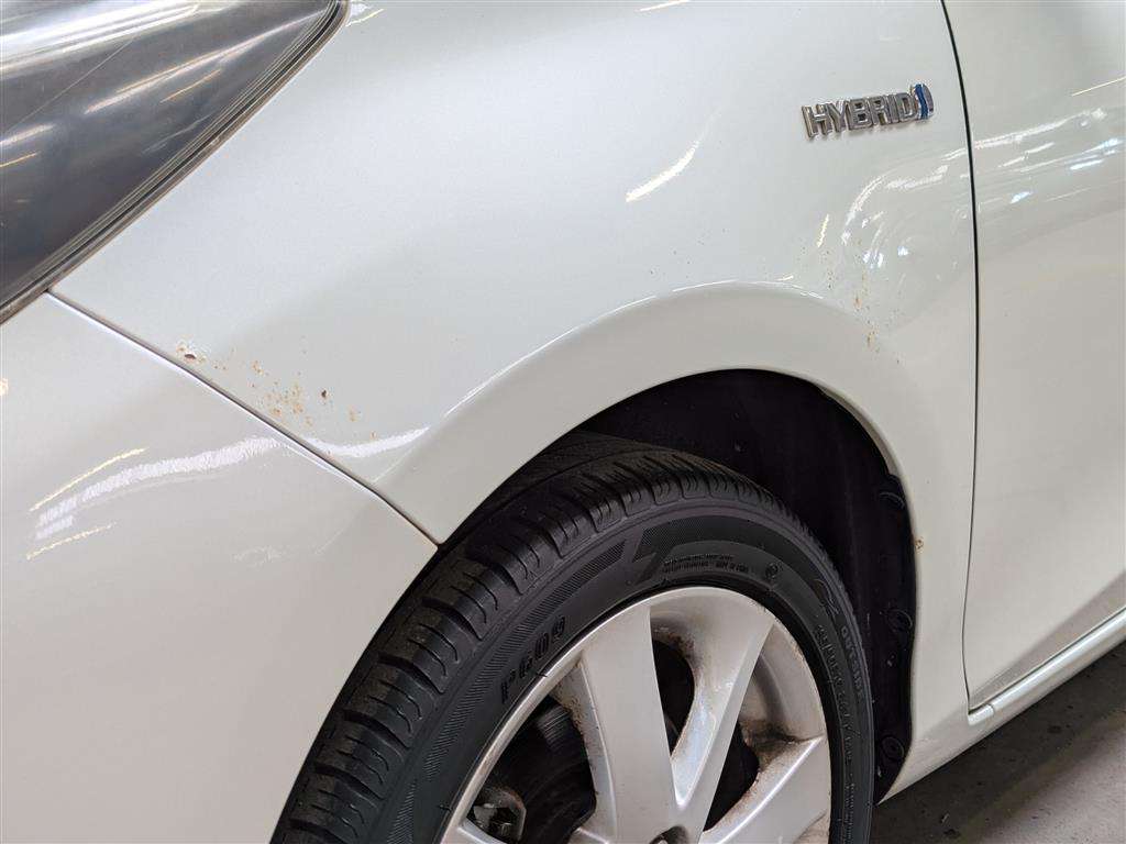 <p>2014 TOYOTA YARIS HYBRID EXCEL CVT</p>