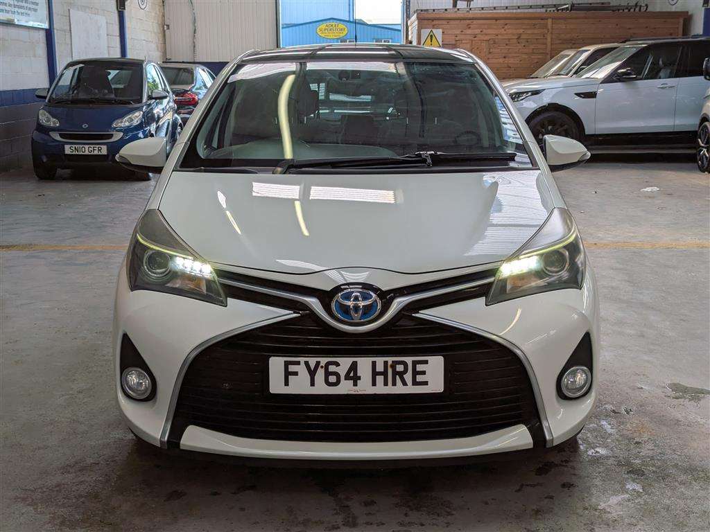 <p>2014 TOYOTA YARIS HYBRID EXCEL CVT</p>