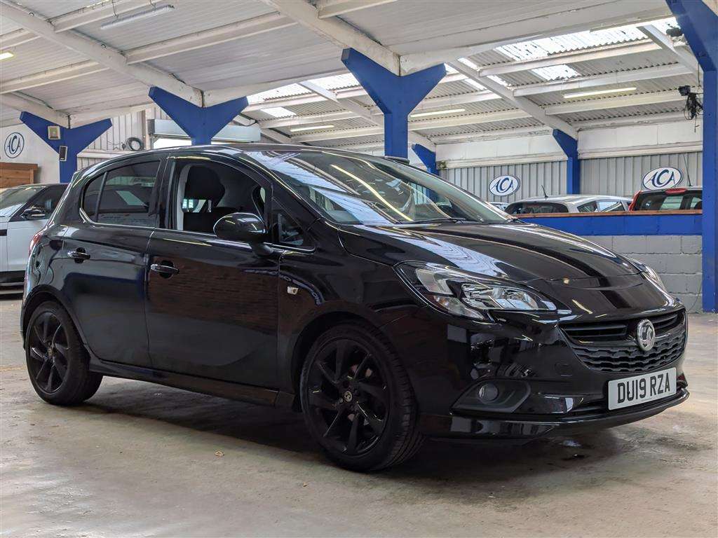 <p>2019 VAUXHALL CORSA SRI VX-LINE NAV BLA</p>