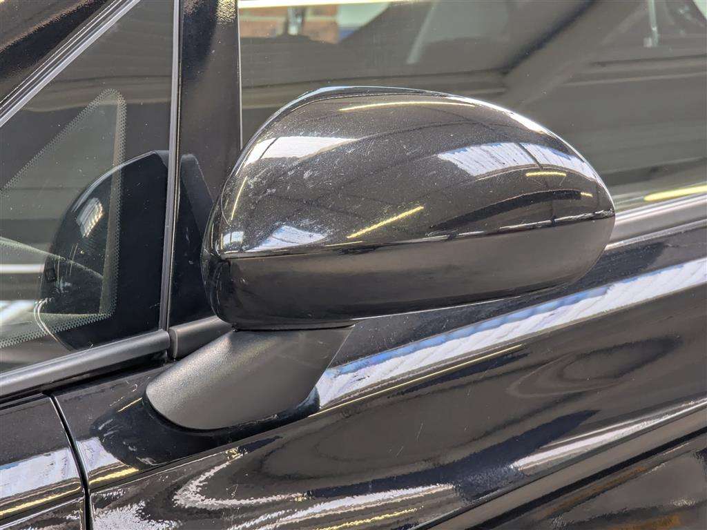 <p>2019 VAUXHALL CORSA SRI VX-LINE NAV BLA</p>