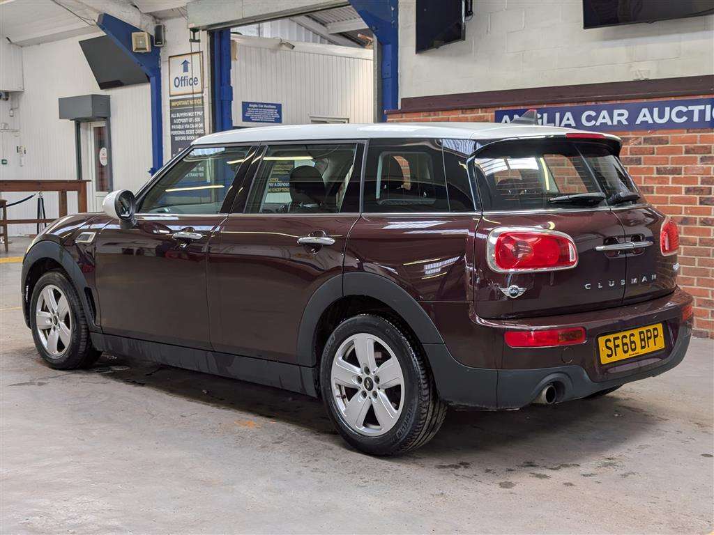<p>2016 MINI CLUBMAN COOPER</p>