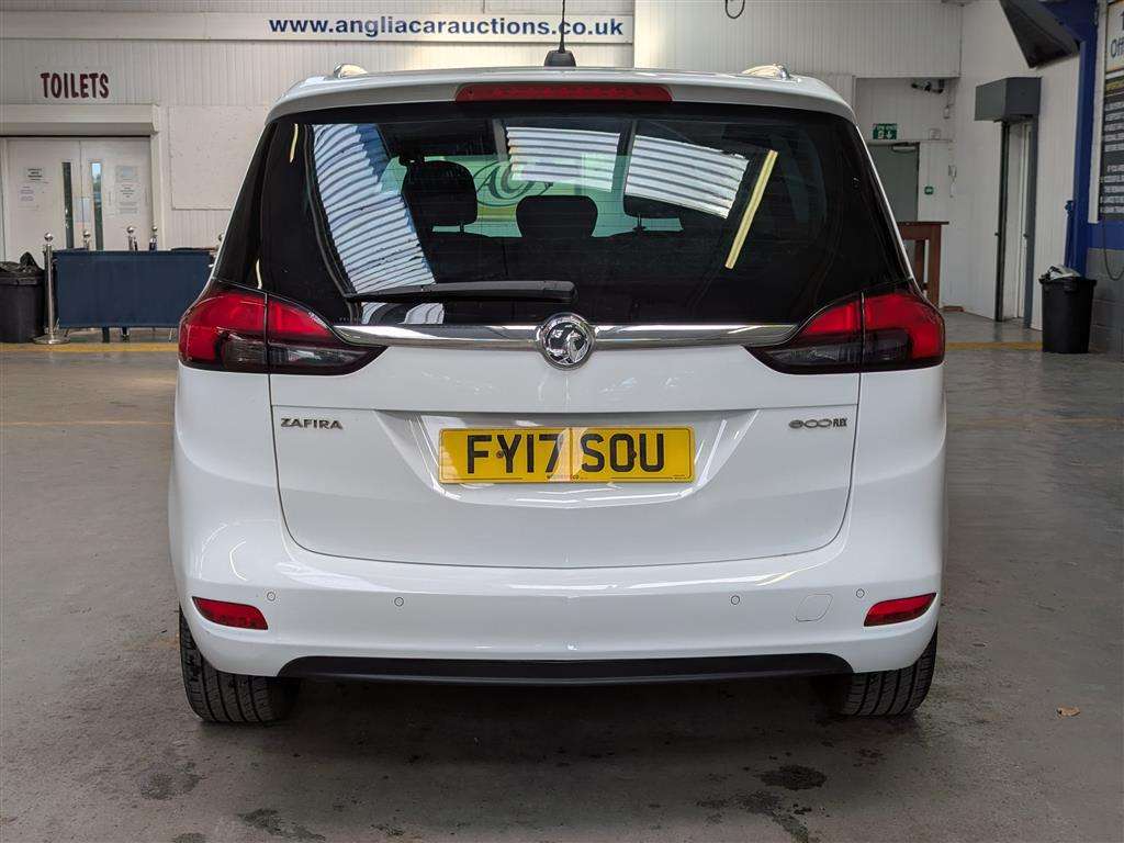 <p>2017 VAUXHALL ZAFIRA TOURER SRI CDTI EC</p>