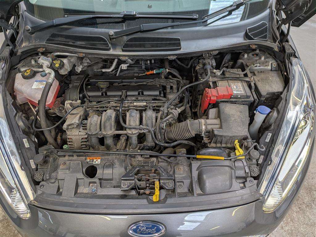 <p>2017 FORD FIESTA ZETEC</p>