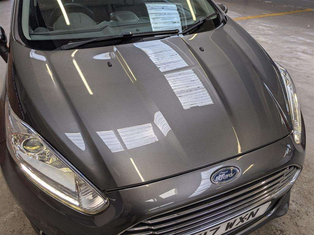 <p>2017 FORD FIESTA ZETEC</p>
