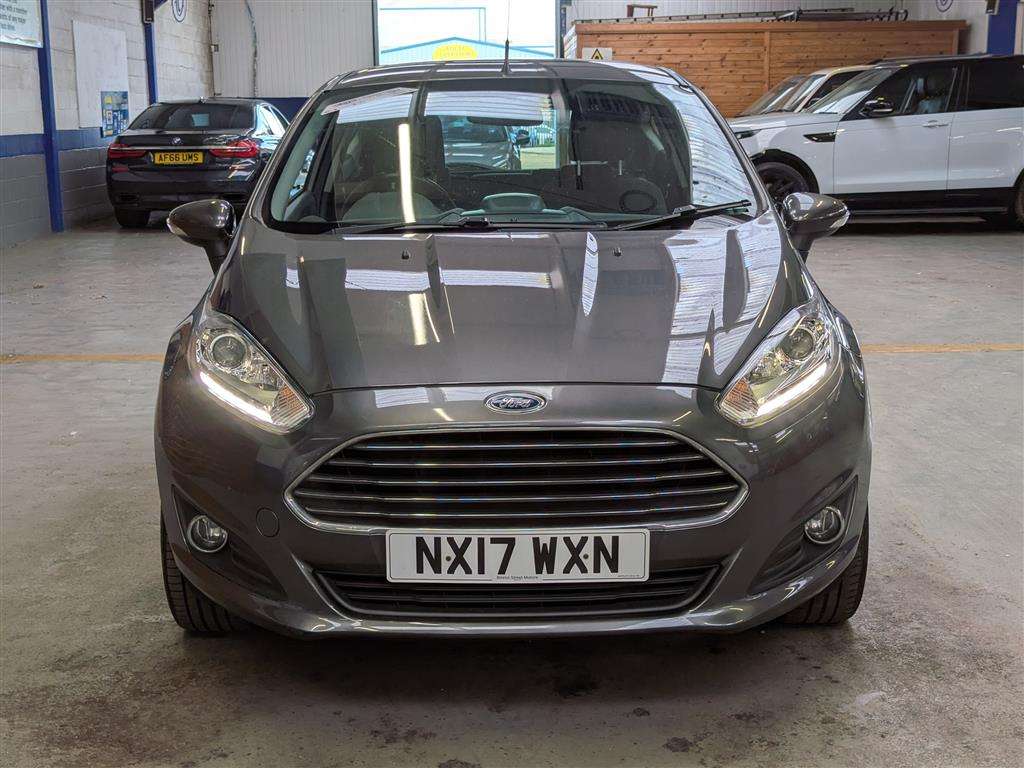 <p>2017 FORD FIESTA ZETEC</p>