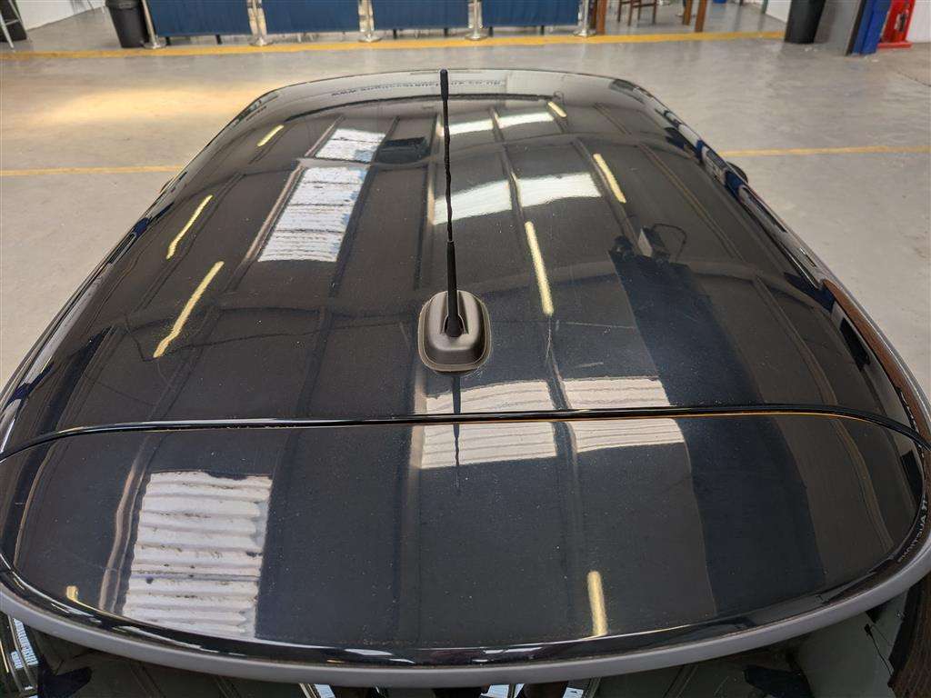 <p>2014 MINI COOPER</p>