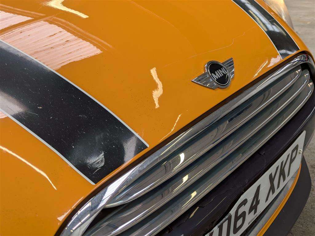 <p>2014 MINI COOPER</p>