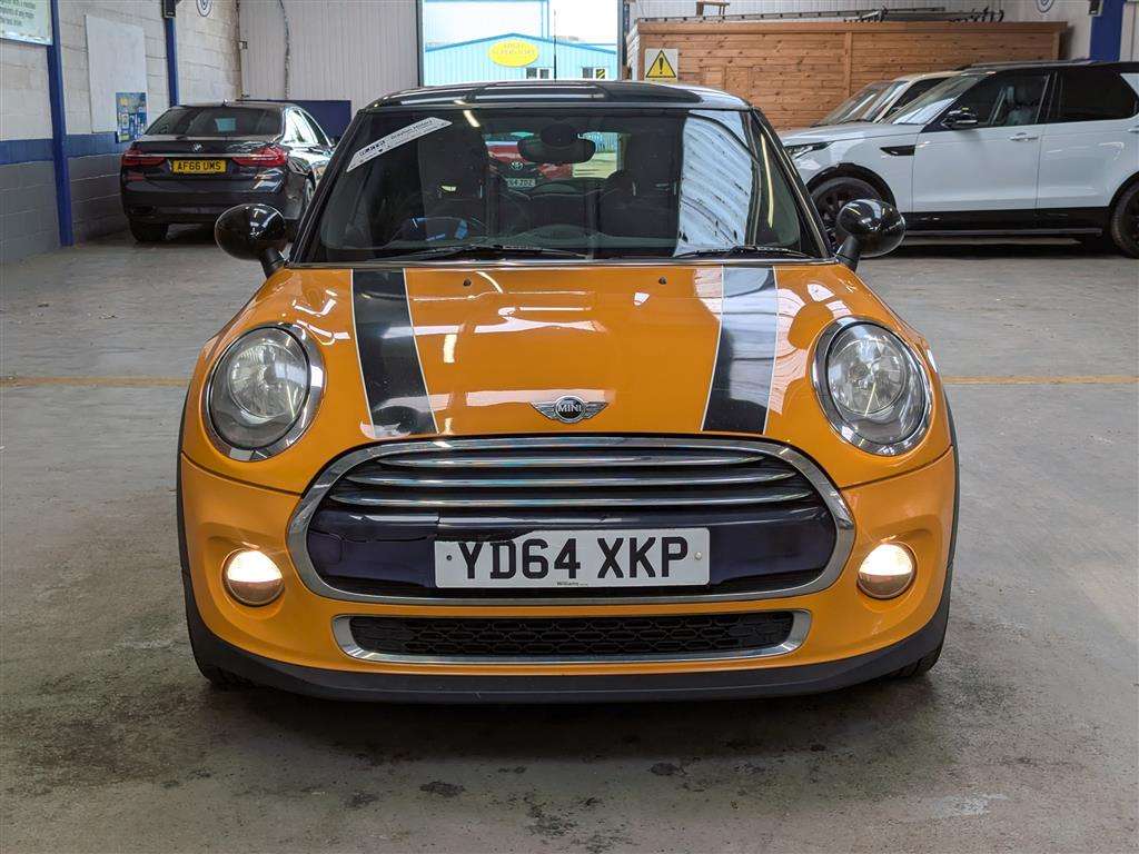 <p>2014 MINI COOPER</p>