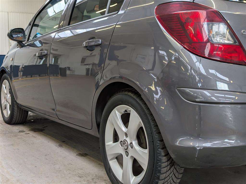 <p>2012 VAUXHALL CORSA SXI AC</p>