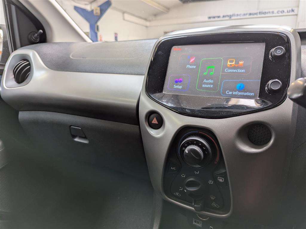 <p>2016 PEUGEOT 108 ACTIVE</p>