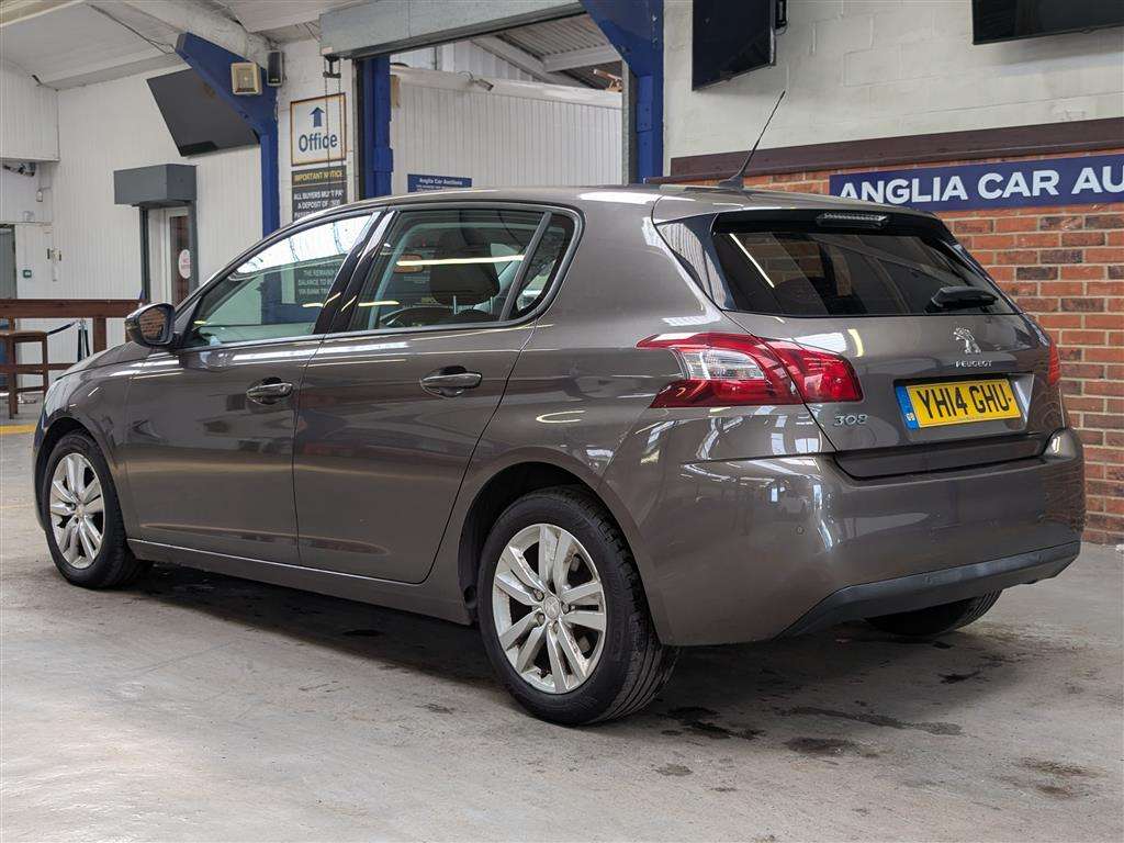 <p>2014 PEUGEOT 308 ACTIVE E-HDI</p>