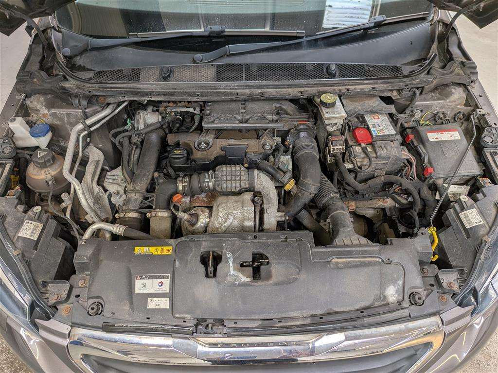 <p>2014 PEUGEOT 308 ACTIVE E-HDI</p>