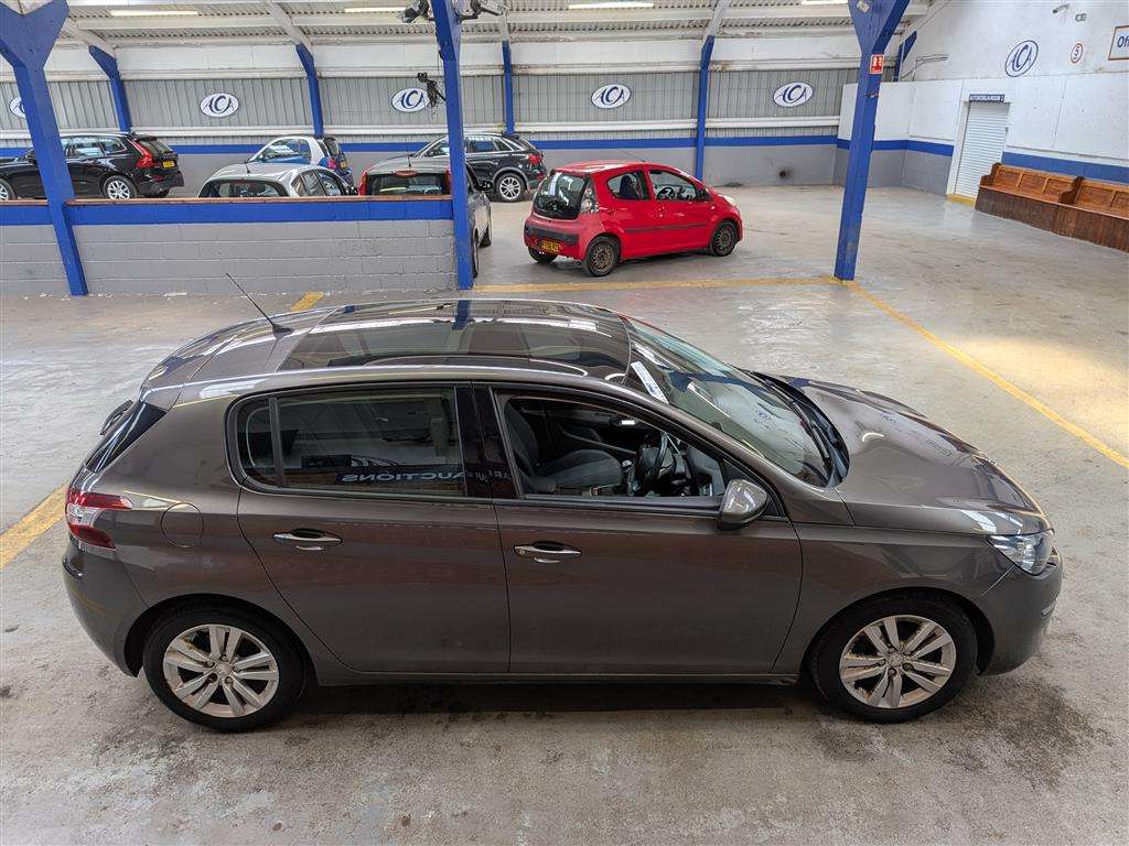 <p>2014 PEUGEOT 308 ACTIVE E-HDI</p>