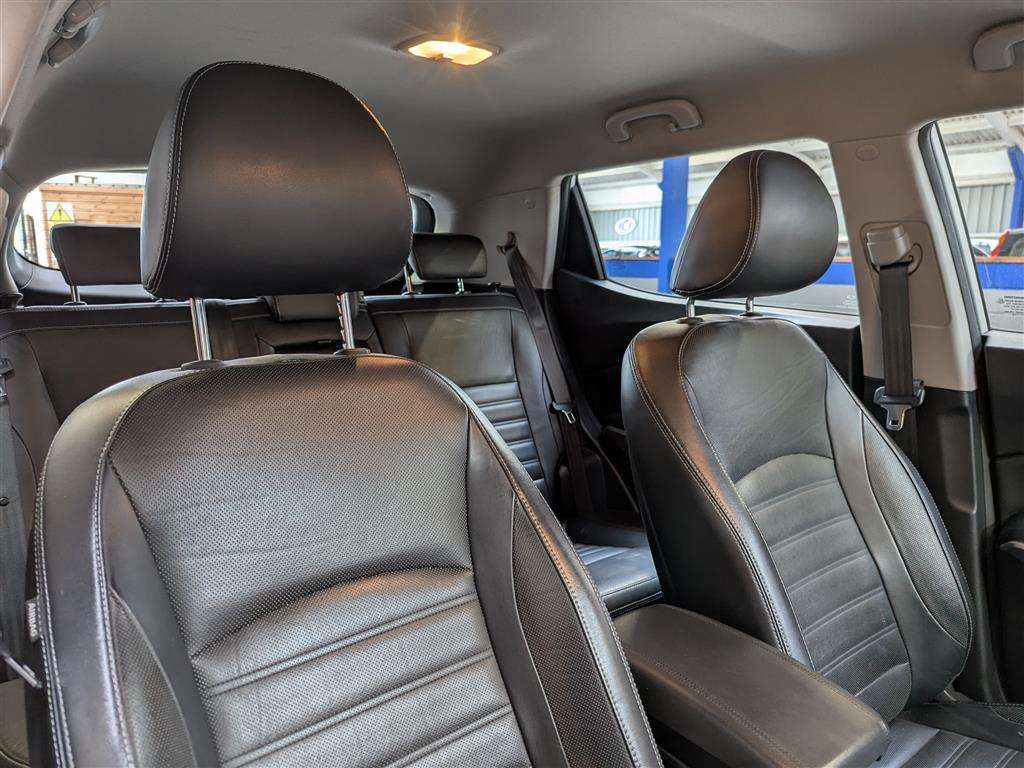 <p>2016 SSANGYONG TIVOLI EX TD AUTO</p>