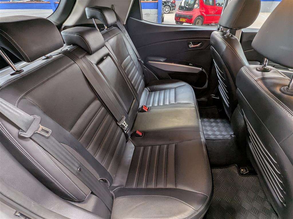 <p>2016 SSANGYONG TIVOLI EX TD AUTO</p>