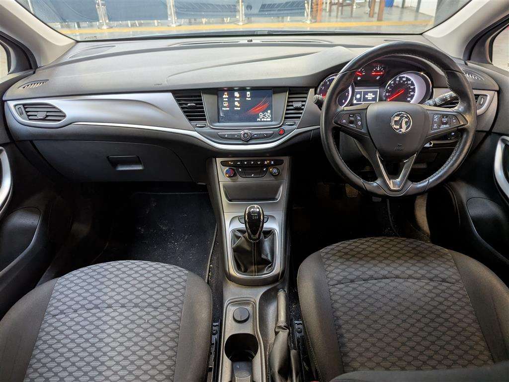 <p>2017 VAUXHALL ASTRA ENERGY TURBO</p>
