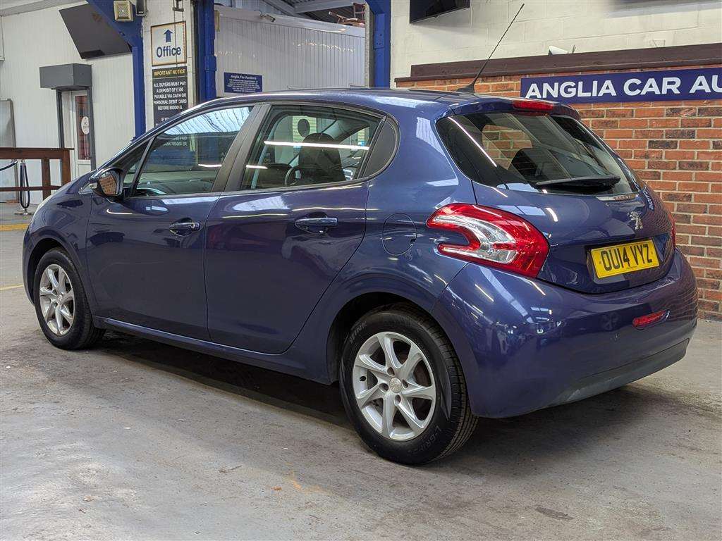 <p>2014 PEUGEOT 208 ACTIVE</p>