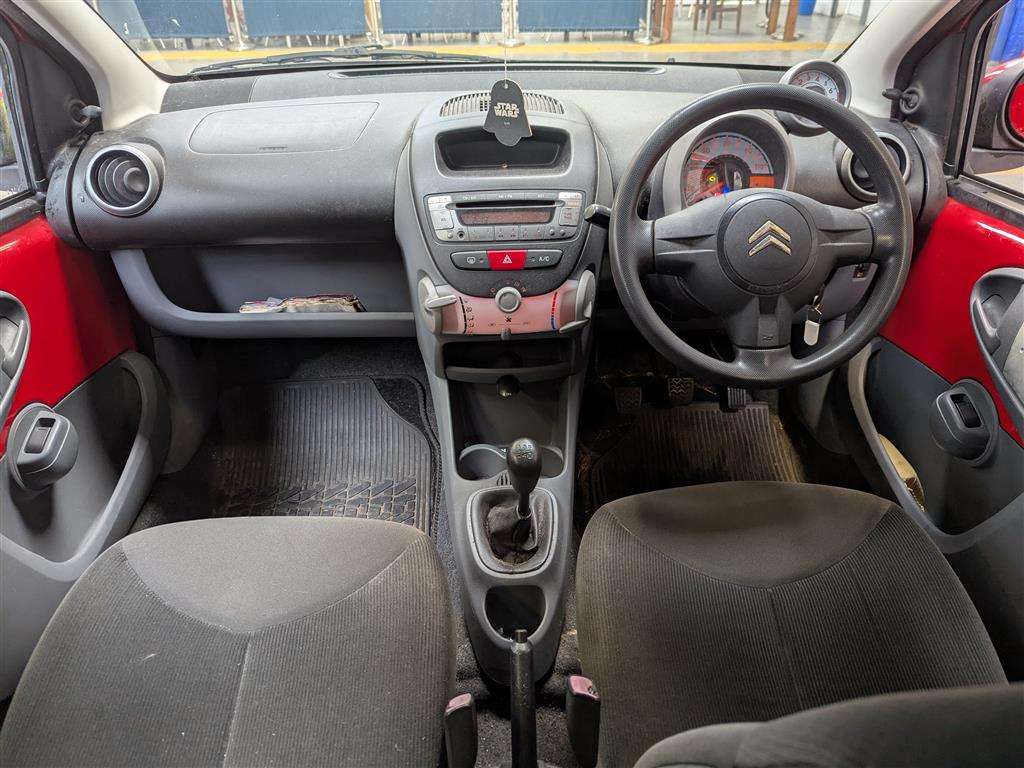 <p>2006 CITROEN C1 RHYTHM</p>