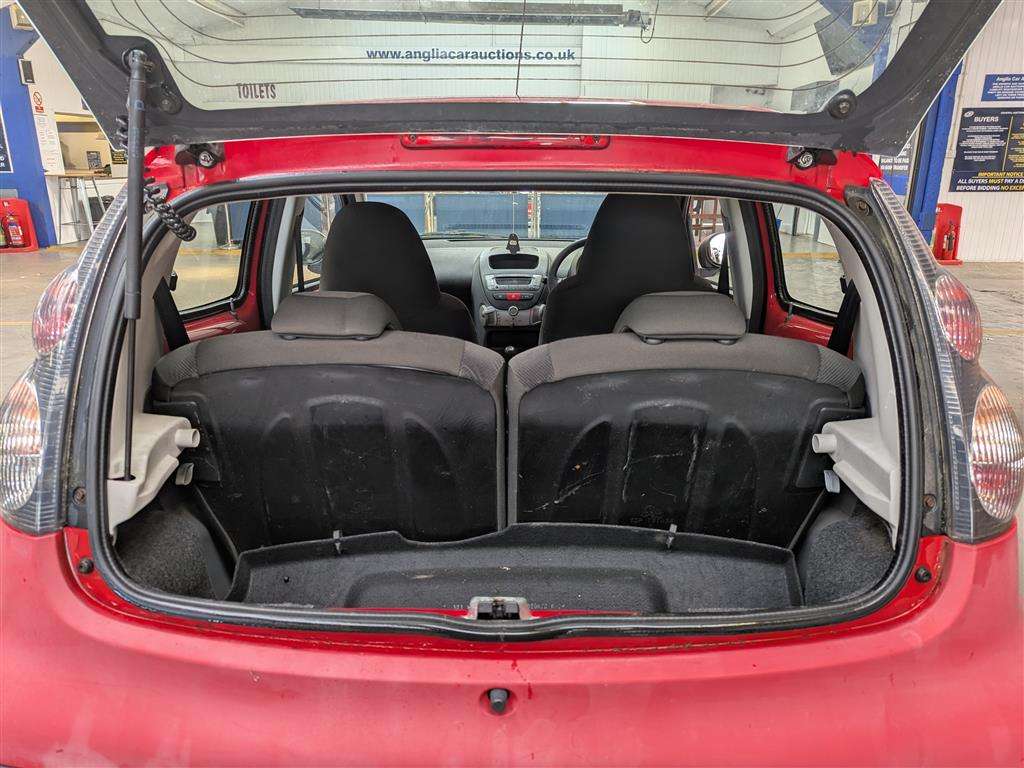 <p>2006 CITROEN C1 RHYTHM</p>