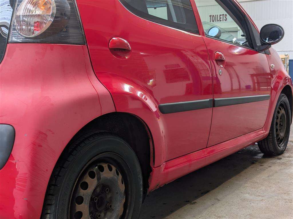 <p>2006 CITROEN C1 RHYTHM</p>