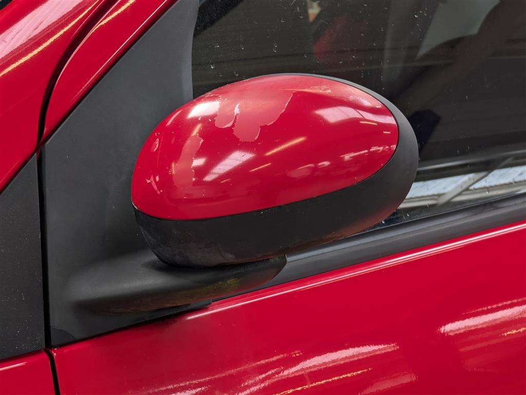 <p>2006 CITROEN C1 RHYTHM</p>