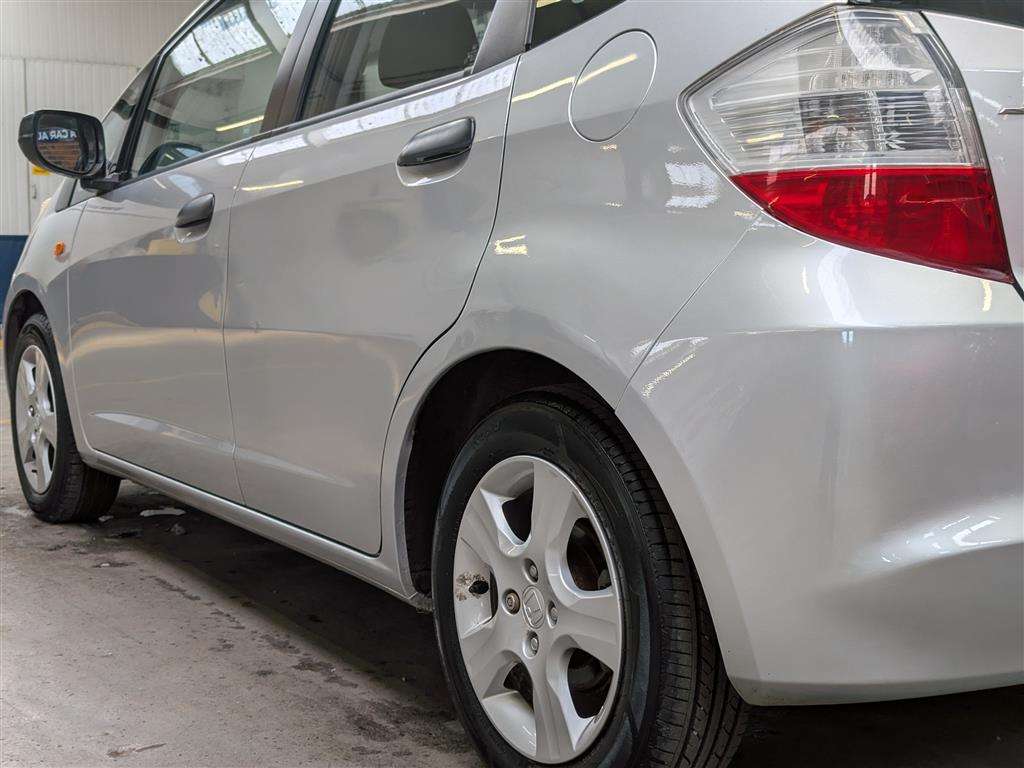 <p>2009 HONDA JAZZ I-VTEC SE</p>
