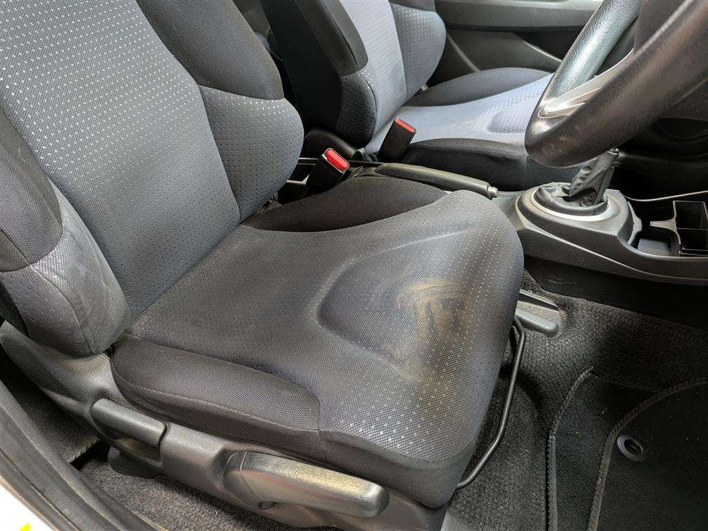 <p>2009 HONDA JAZZ I-VTEC SE</p>