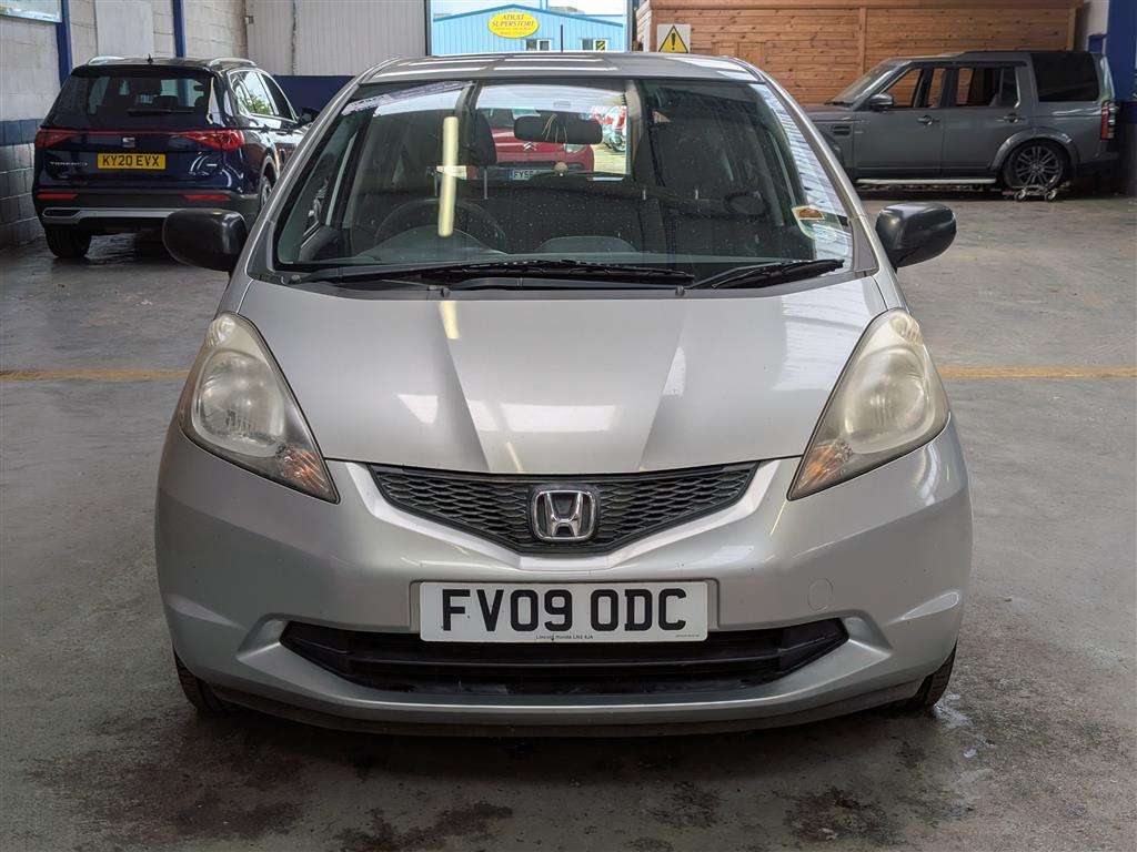<p>2009 HONDA JAZZ I-VTEC SE</p>