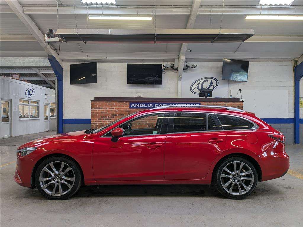<p>2015 MAZDA 6 SPORT NAV D</p>