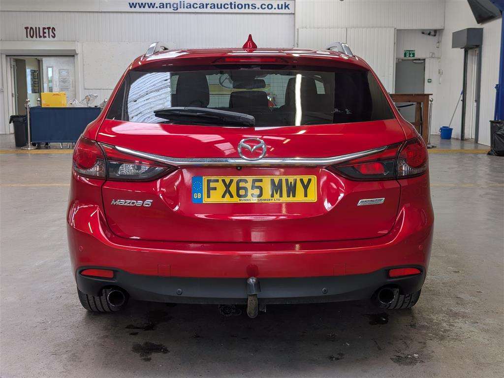 <p>2015 MAZDA 6 SPORT NAV D</p>