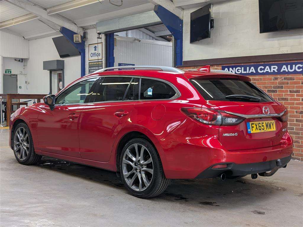 <p>2015 MAZDA 6 SPORT NAV D</p>
