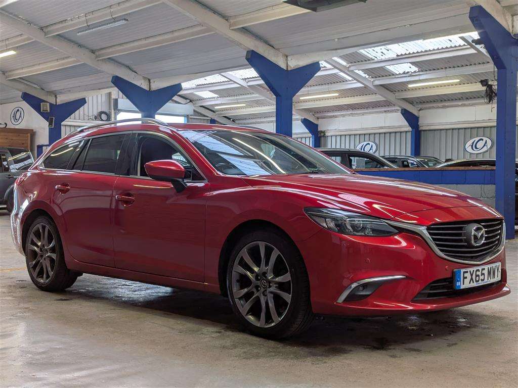 <p>2015 MAZDA 6 SPORT NAV D</p>
