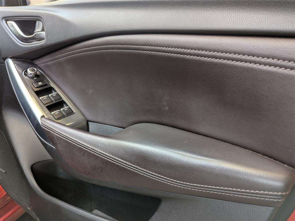 <p>2015 MAZDA 6 SPORT NAV D</p>