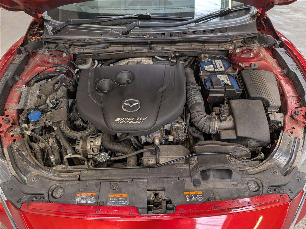 <p>2015 MAZDA 6 SPORT NAV D</p>