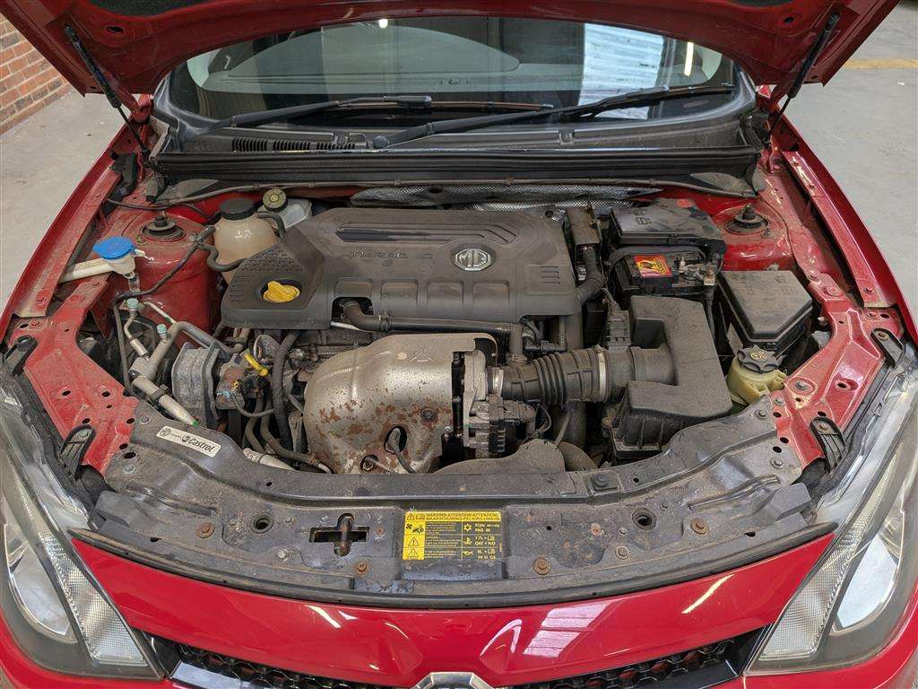 <p>2015 MG 6 SE GT DTI</p>