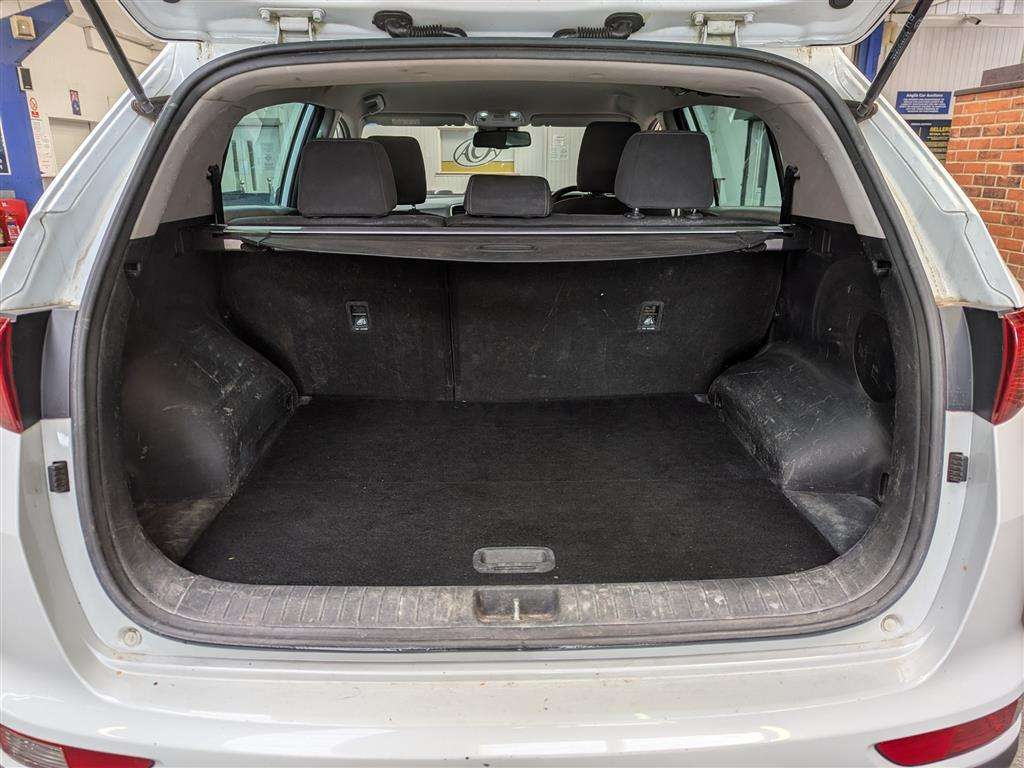 <p>2017 KIA SPORTAGE 2 CRDI ISG</p>
