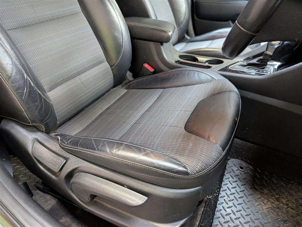 <p>2017 KIA NIRO 2 S-A</p>